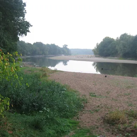 Espace Des Varennes - Camping, Guinguette, Village Des Transitions * Murs-Erigne