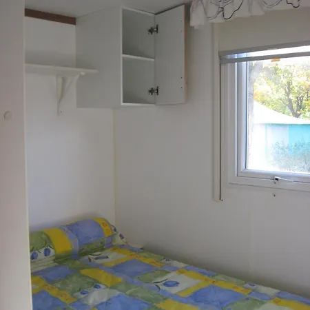 Espace Des Varennes - Camping, Guinguette, Village Des Transitions مكان تخييم Murs-Erigne
