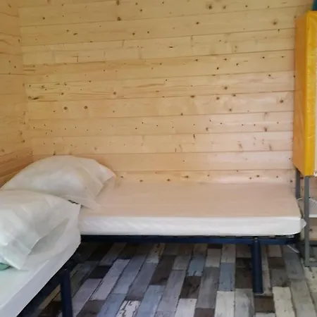 Espace Des Varennes - Camping, Guinguette, Village Des Transitions Κάμπινγκ *